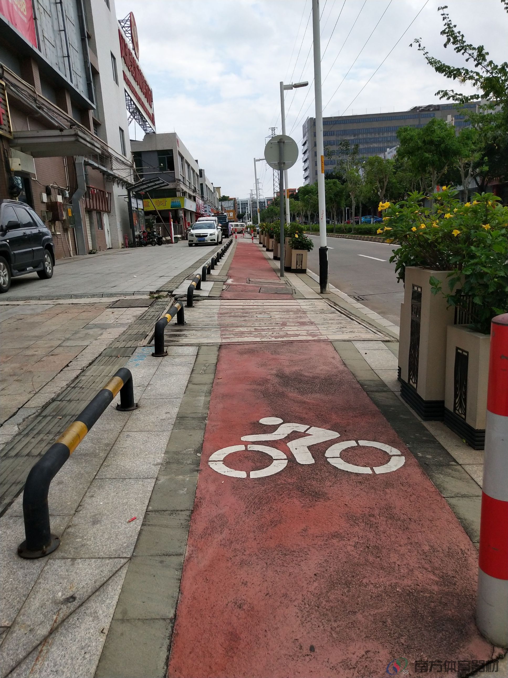 凤池社区健身步道(图1)